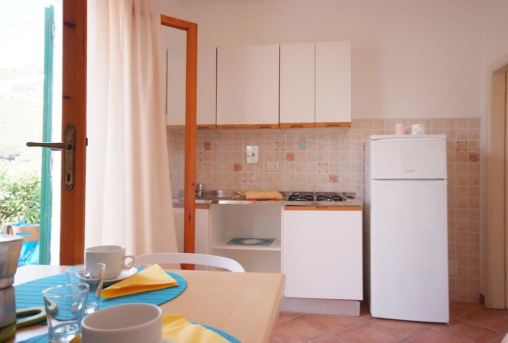 Casa Vacanze Dino Apartment Capoliveri  Ngoại thất bức ảnh